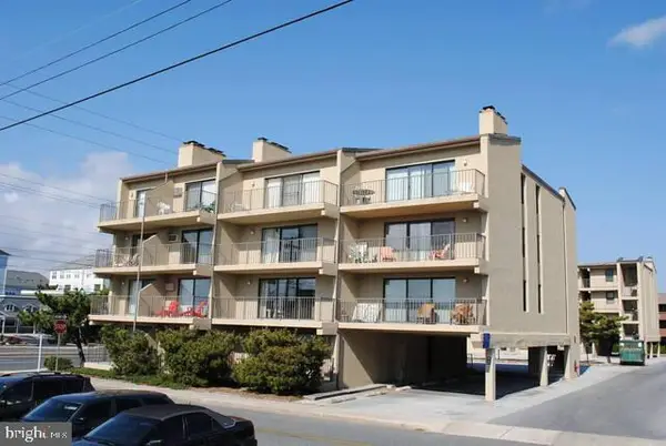 18 69th St #2, OCEAN CITY, MD 21842