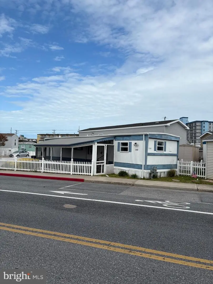 13410 Sinepuxent Ave, Ocean City, MD 21842 - #1
