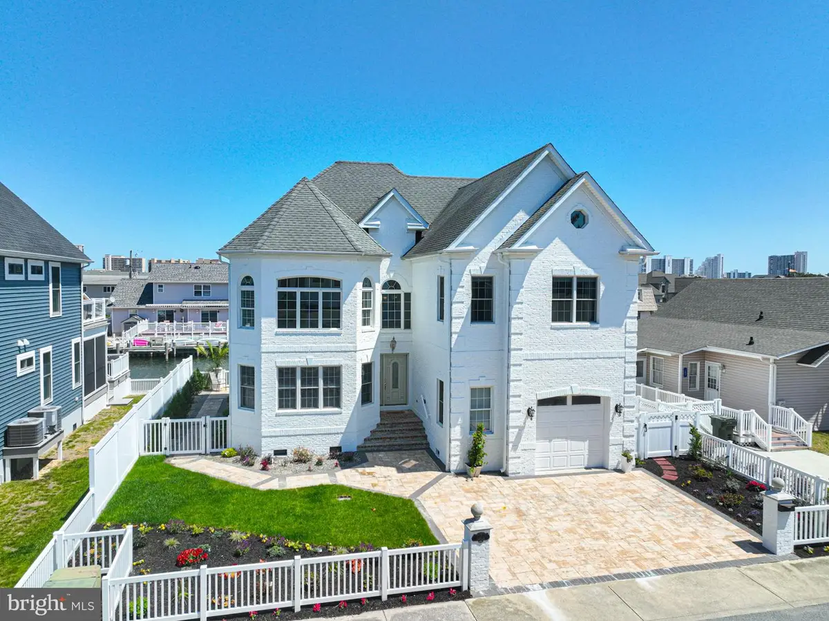10614 Point Lookout Rd, Ocean City, MD 21842 - #1