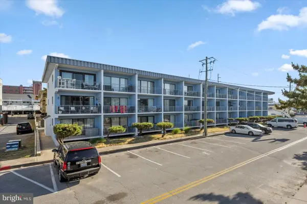 13 69th St #205, OCEAN CITY, MD 21842