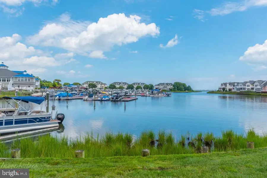 7411 Yacht Club Dr #12402, Berlin, MD 21811 - #2