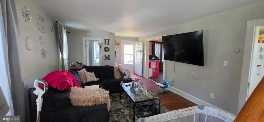 408 Dudley Ave, Pocomoke City, MD 21851 - #3