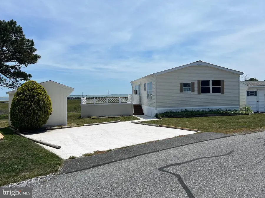 8841 Bay Ridge Dr, Berlin, MD 21811 - #3