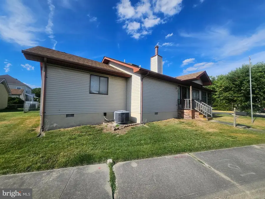 400 136th St, Ocean City, MD 21842 - #3