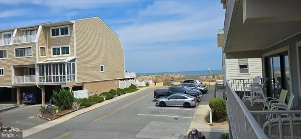 5 44th St #102, OCEAN CITY, MD 21842