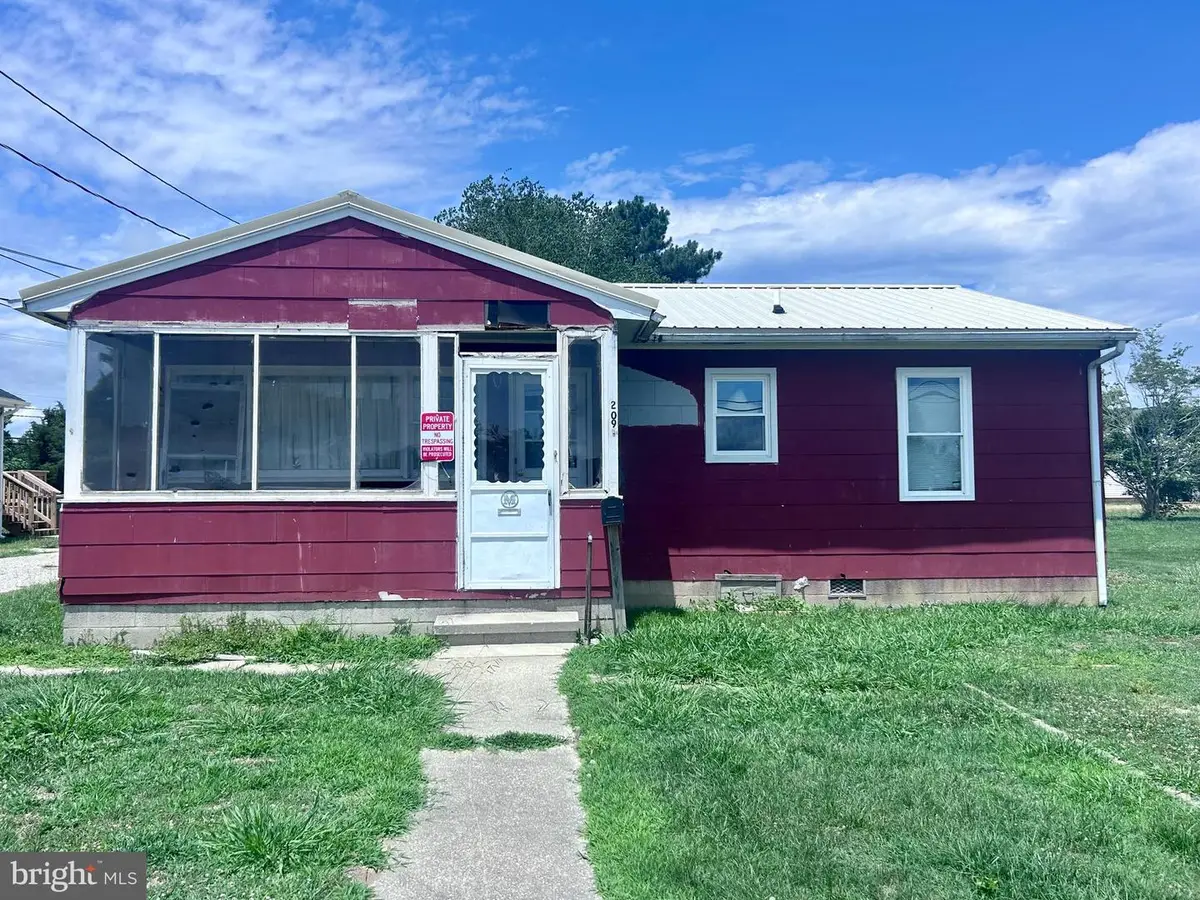 209 Branch St, Berlin, MD 21811 - #1
