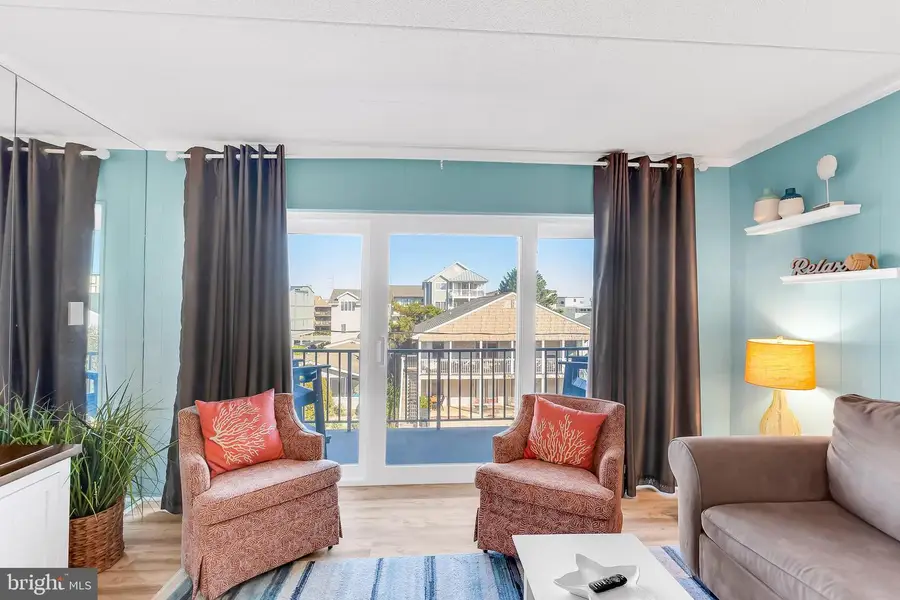 13 69th St #310, Ocean City, MD 21842 - #3