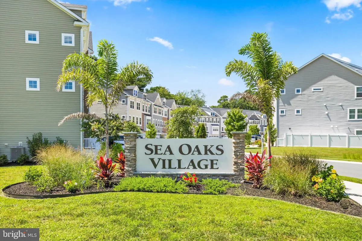 12394 Sea Oaks Ln, Berlin, MD 21811 - #1