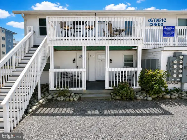 13 40th St #4, OCEAN CITY, MD 21842