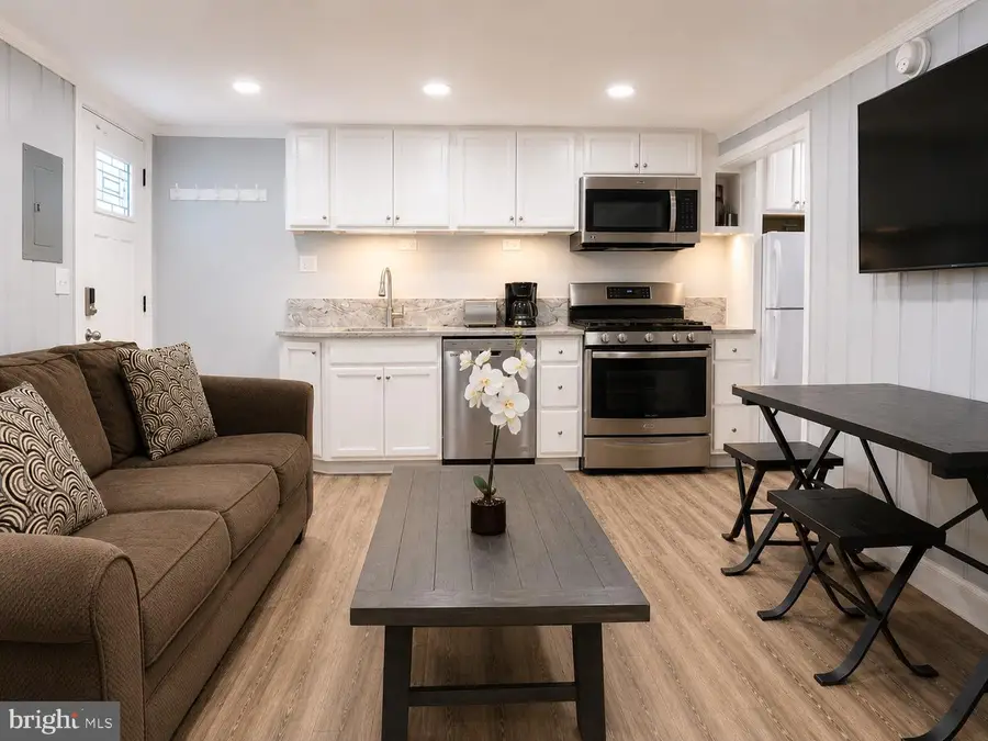 13 40th St #4, Ocean City, MD 21842 - #3