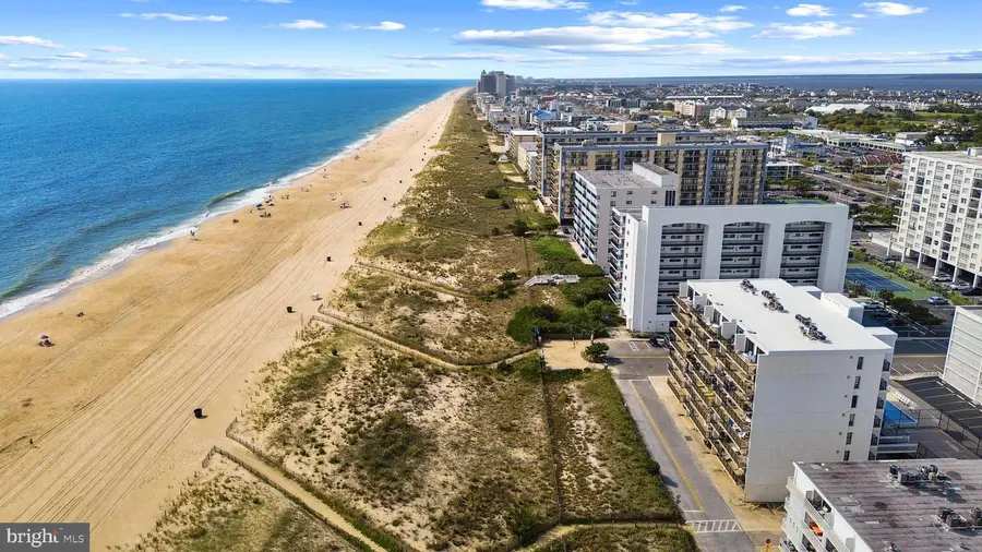 2 133rd St #105, Ocean City, MD 21842 - #2