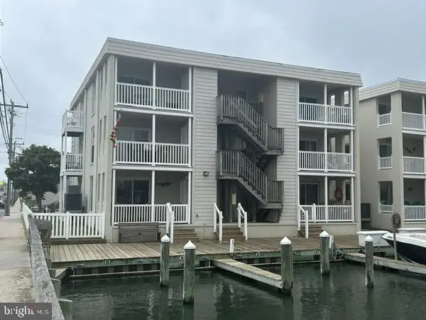 300 13th St #4, OCEAN CITY, MD 21842