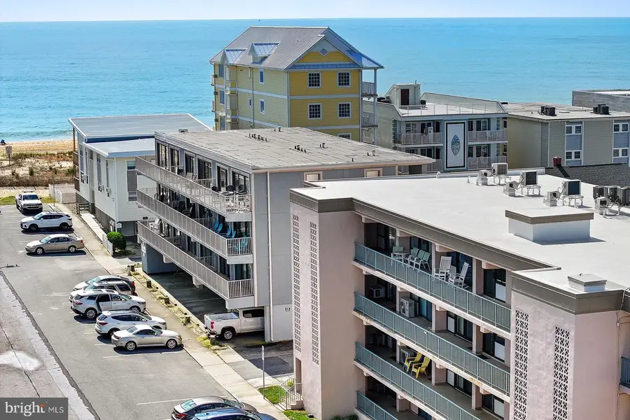 13 44th St #403, Ocean City, MD 21842 - #2