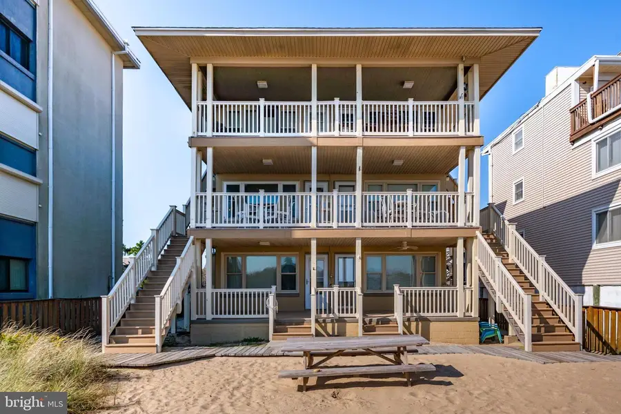 5703 Atlantic Ave #second Floor South, Ocean City, MD 21842 - #2