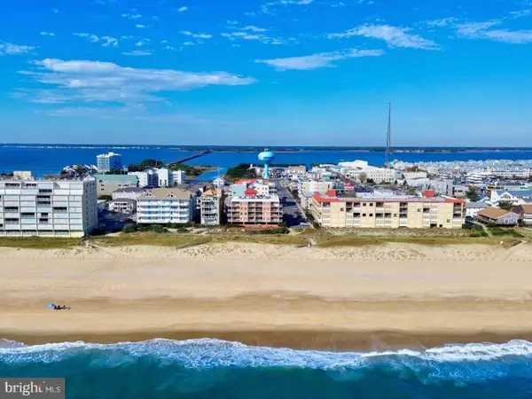 1 64th St #304, OCEAN CITY, MD 21842