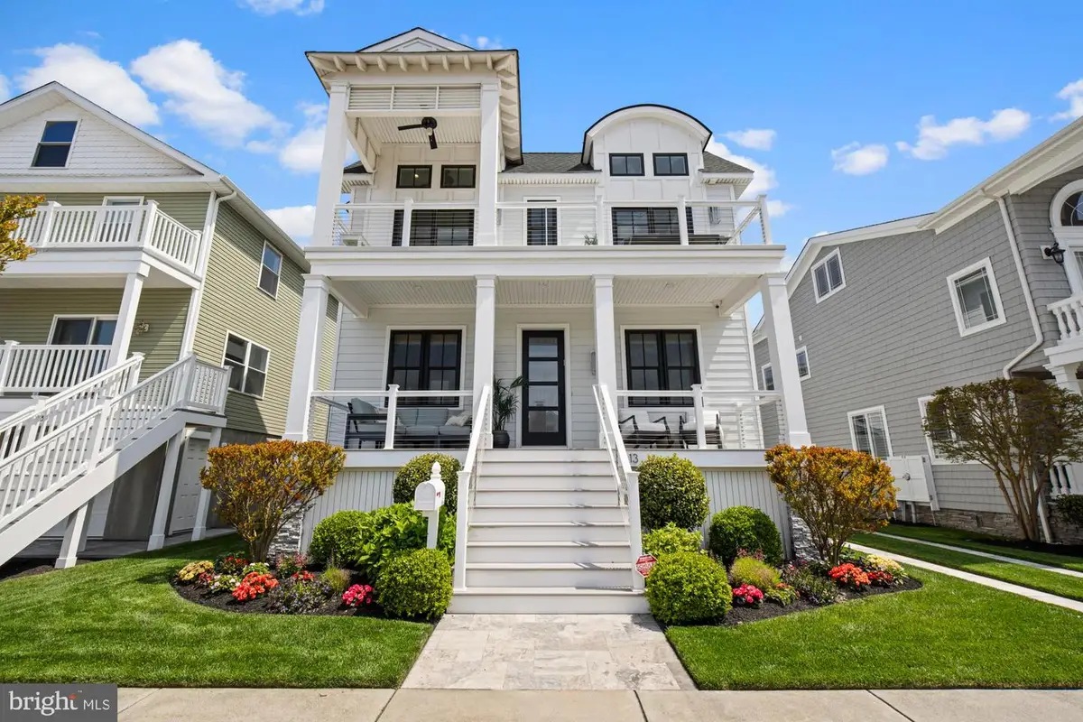 13 N Vendome Ave, Margate City, NJ 08402 - Image #1