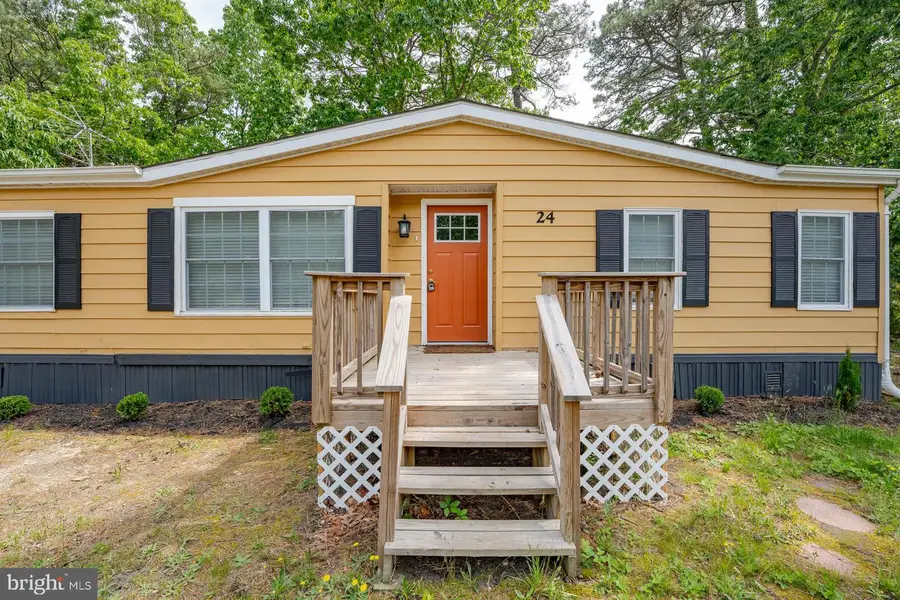 24 Holly Ct, Mays Landing, NJ 08330 - #3