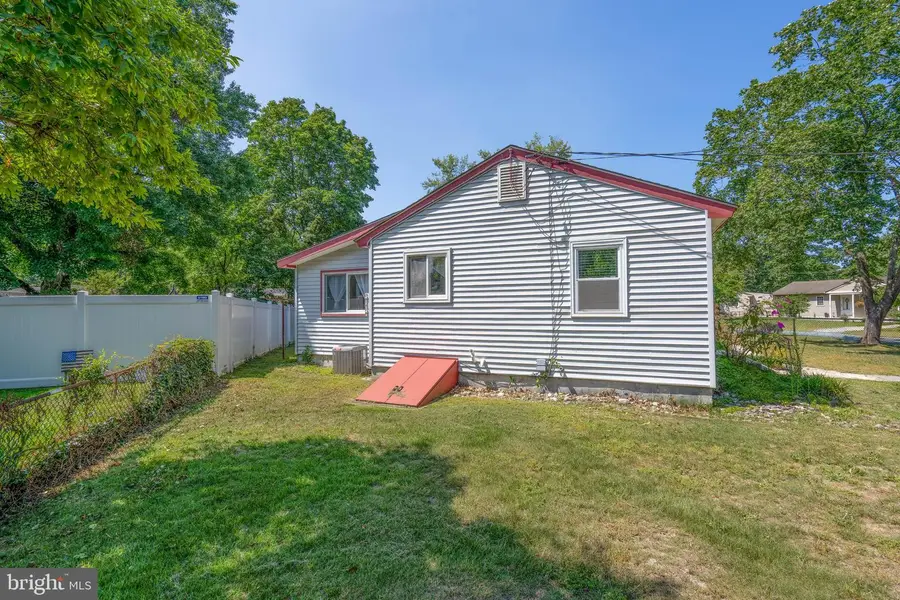 121 Delwyn Ln, Williamstown, NJ 08094 - Image #3