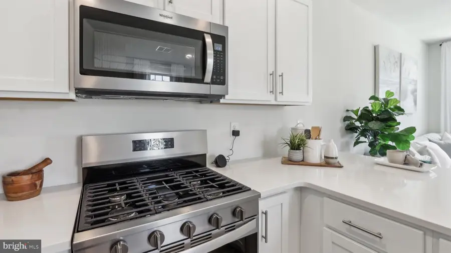 246 Hermosa Dr, Egg Harbor Township, NJ 08234 - Image #3