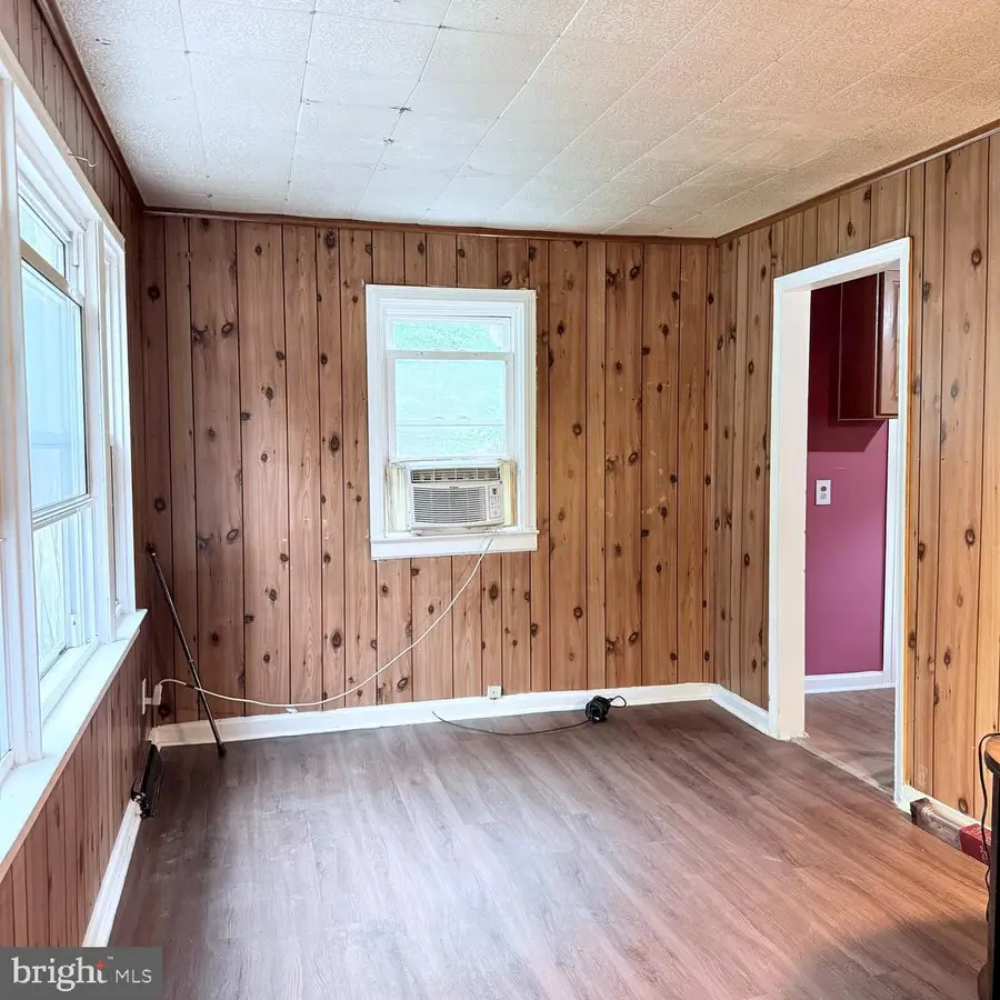 6917 Market St, Mays Landing, NJ 08330 - Image #2