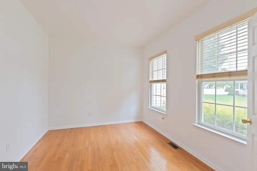 303 Springfield Ave Nw, Egg Harbor Township, NJ 08234 - Image #2