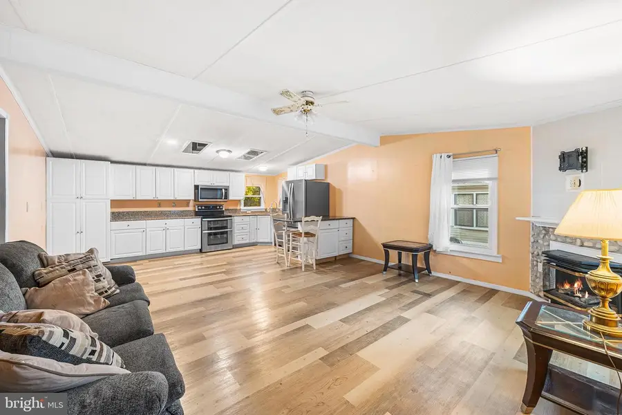 4 Locust Ct, Mays Landing, NJ 08330 - Image #3