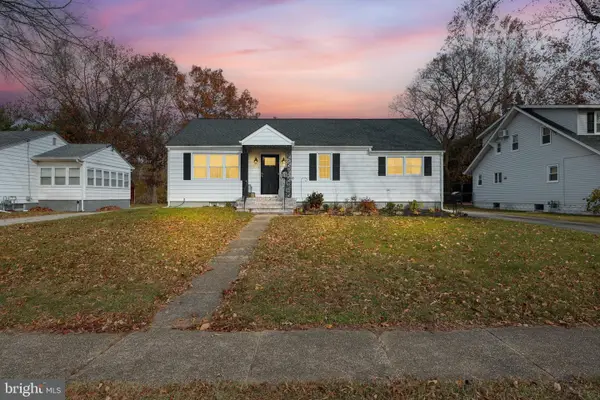 301 N 4th St, HAMMONTON, NJ 08037