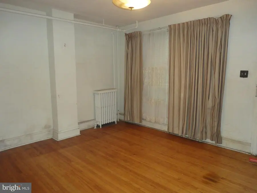 608 N Ohio Ave, Atlantic City, NJ 08401 - Image #2