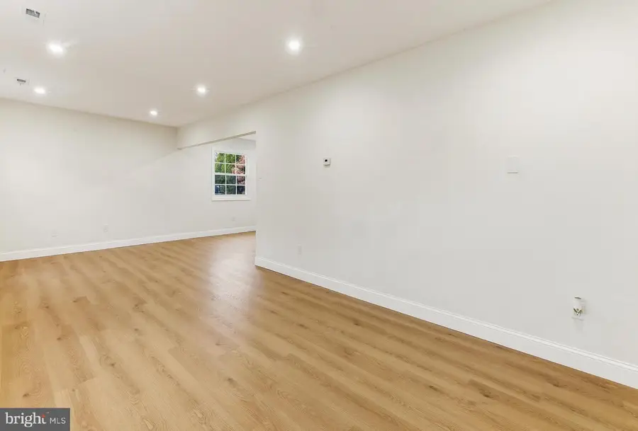 114 S River Dr, Williamstown, NJ 08094 - Image #3