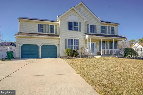 100 Cromwell Ct, EGG HARBOR TOWNSHIP, NJ 08234