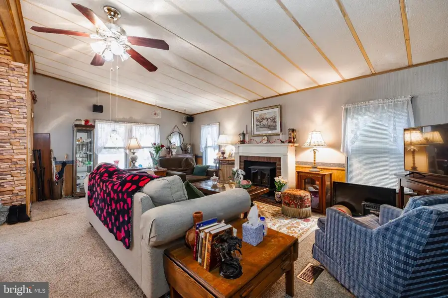 16 Holly Ct, Mays Landing, NJ 08330 - Image #3