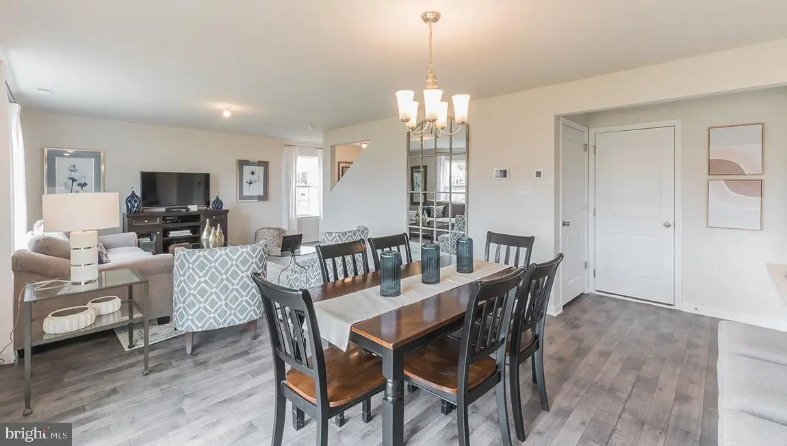 135 Malibu Dr, Egg Harbor Township, NJ 08234 - Image #1