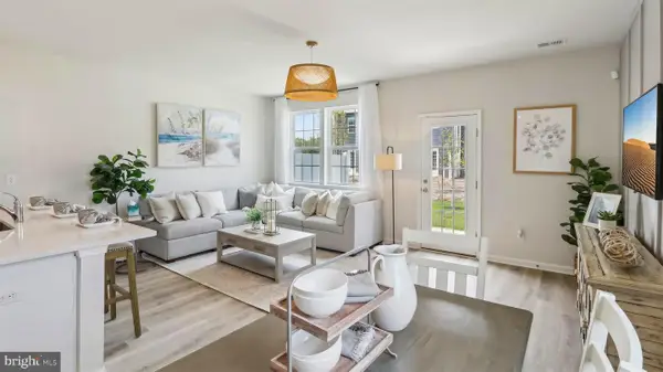 173 Corolla Dr, EGG HARBOR TOWNSHIP, NJ 08234