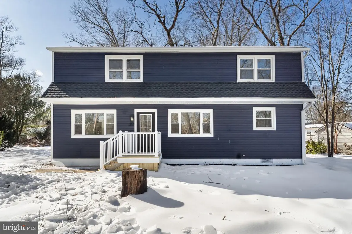 105 Cloverdale Ln, Williamstown, NJ 08094 - Image #1