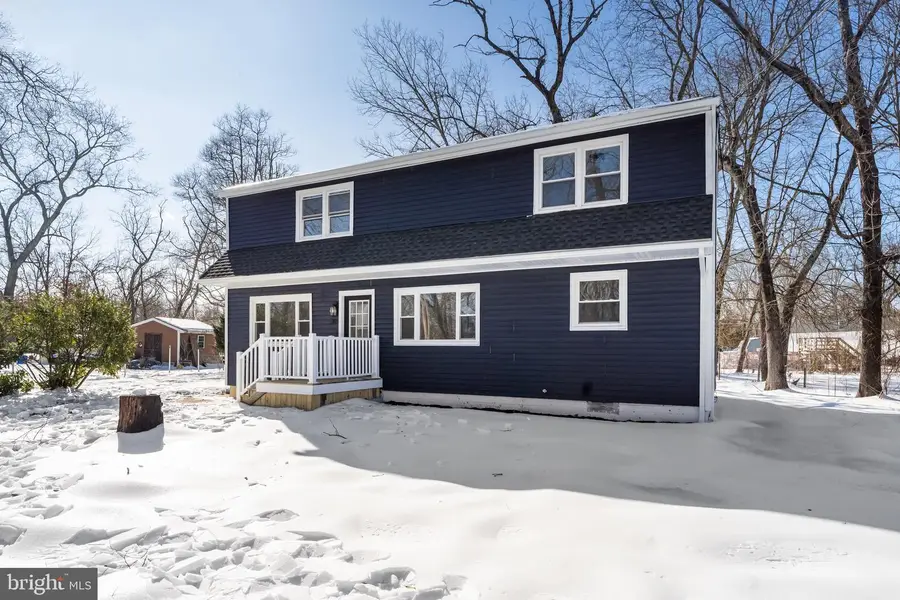 105 Cloverdale Ln, Williamstown, NJ 08094 - Image #2