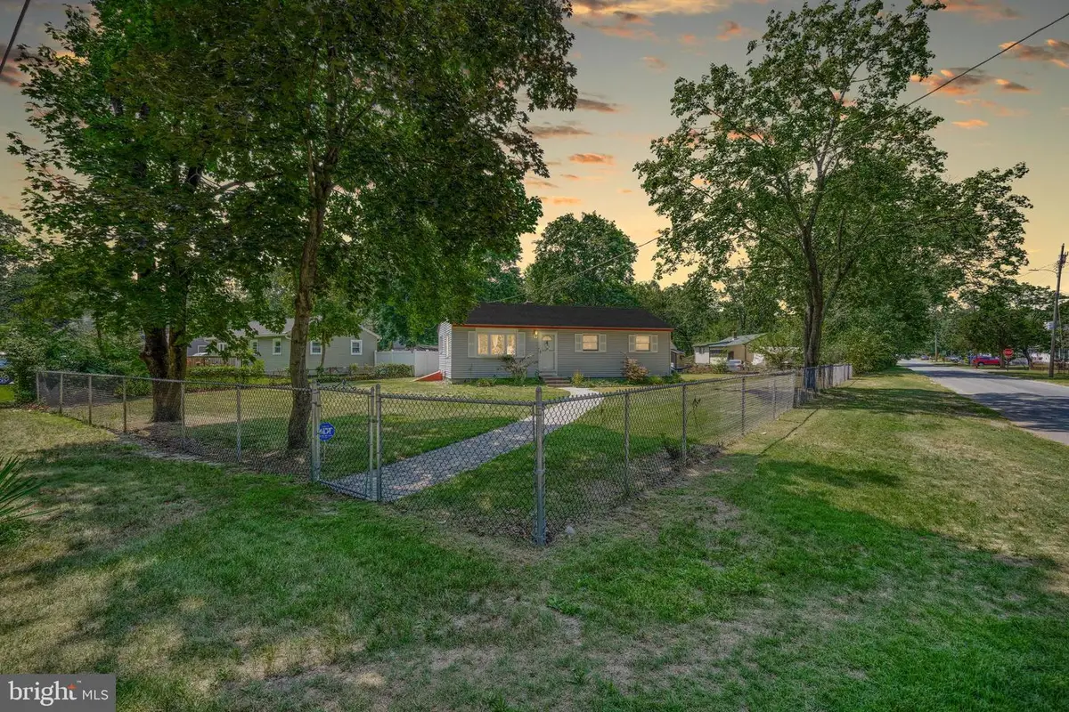 121 Delwyn Ln, Williamstown, NJ 08094 - #1