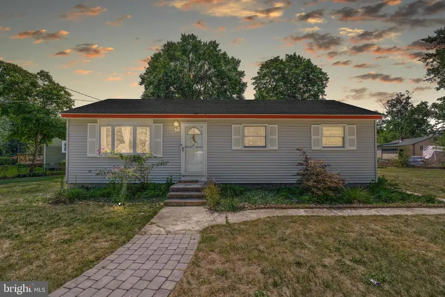 121 Delwyn Ln, Williamstown, NJ 08094 - #2