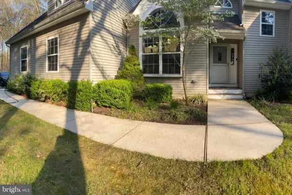 100 Captains Walk, EGG HARBOR TOWNSHIP, NJ 08234