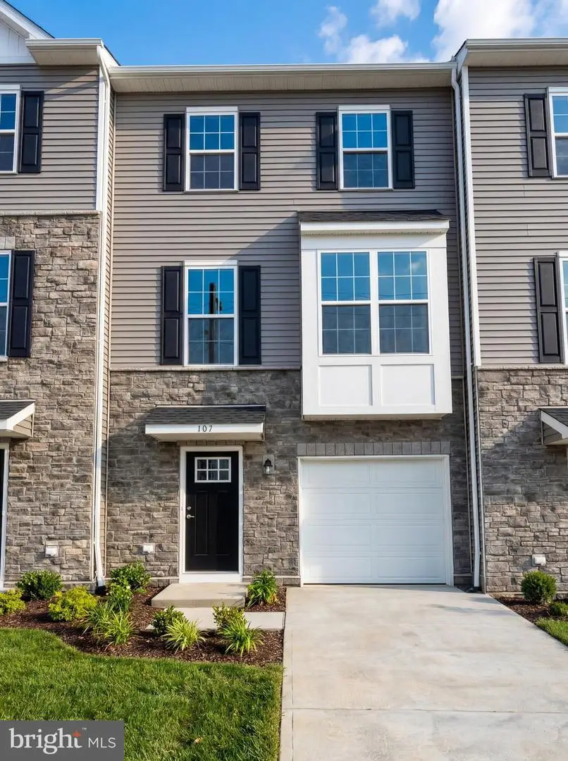 125 West End Ave, Hammonton, NJ 08037 - #2