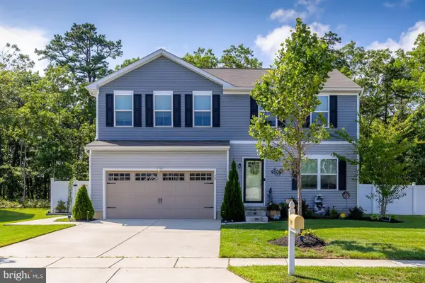 70 Galleria Dr, MAYS LANDING, NJ 08330