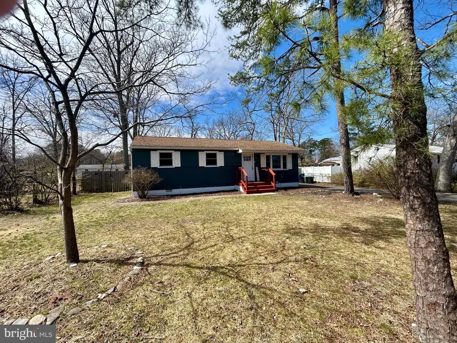 525 Wildwood Ave, Williamstown, NJ 08094 - #2