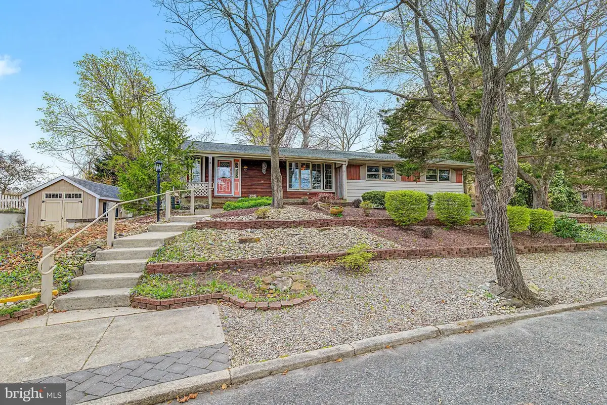 19 W Illinois Ave, Absecon, NJ 08201 - #1