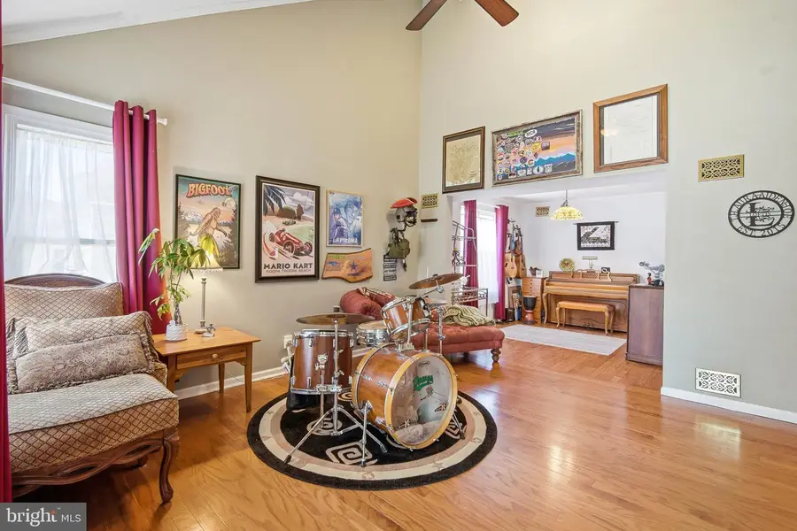 733 Whalers Cove, Galloway, NJ 08205 - #2