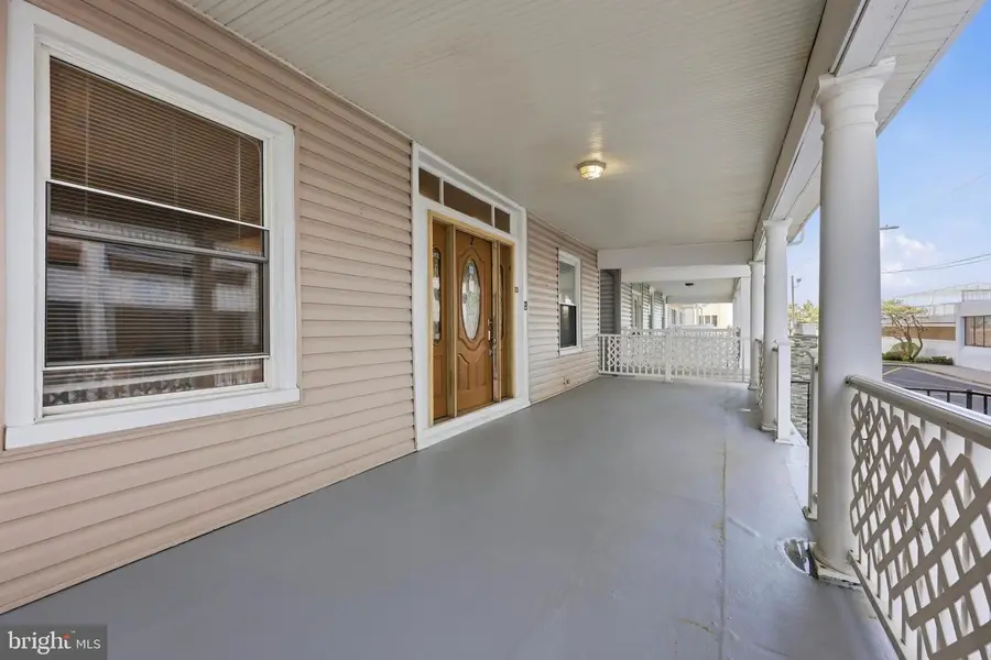 123 S Berkley Sq, Atlantic City, NJ 08401 - #3