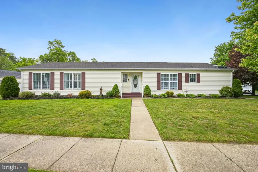 209 Burning Tree Ct, Mays Landing, NJ 08330 - #2