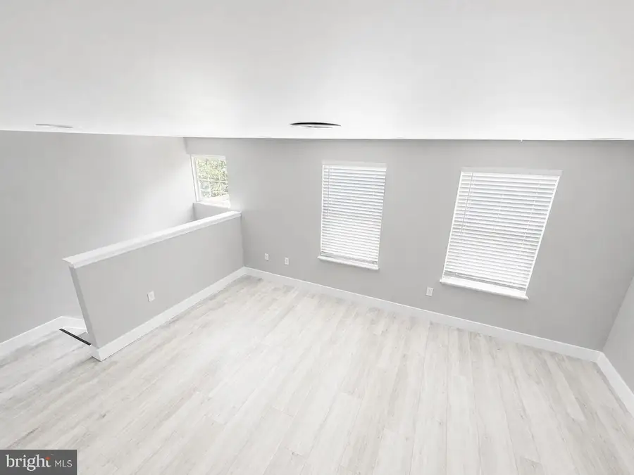 1536 Thomas Jefferson Ct, Mays Landing, NJ 08330 - #2