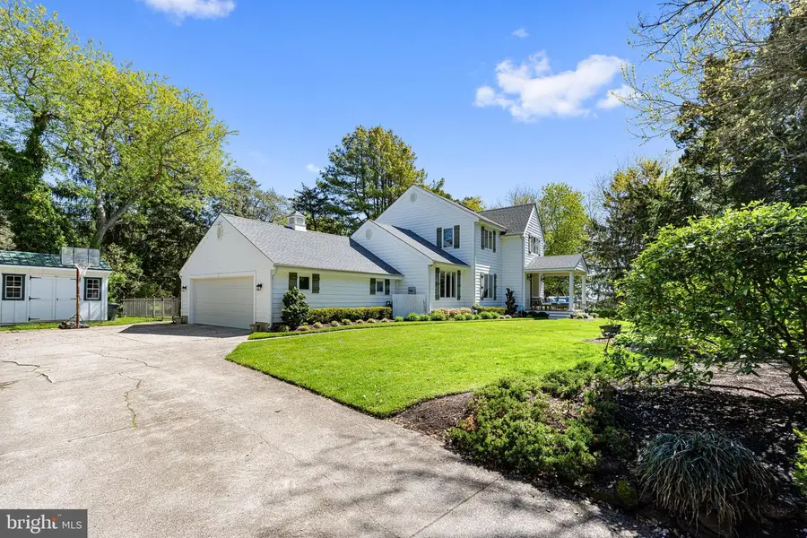 202 Arbor Court E, Linwood, NJ 08221 - #3