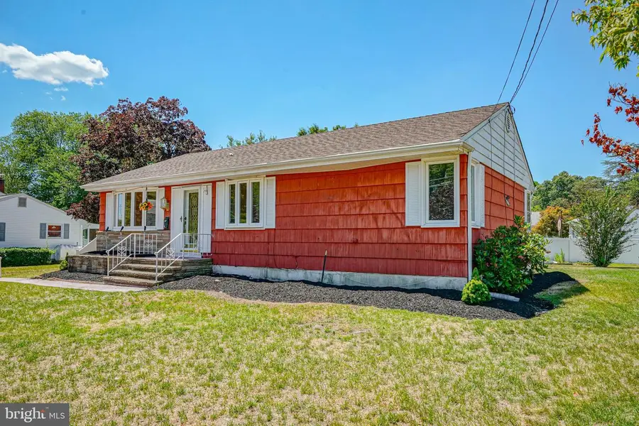 197 Park Ave, Hammonton, NJ 08037 - #3