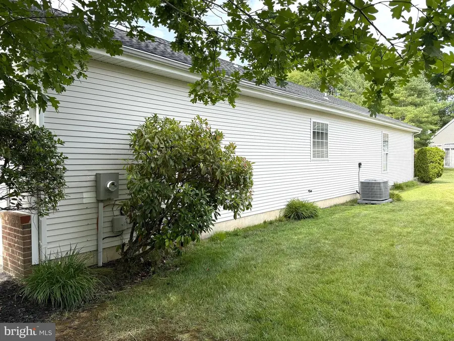 152 Brewster Dr, Absecon, NJ 08205 - #3