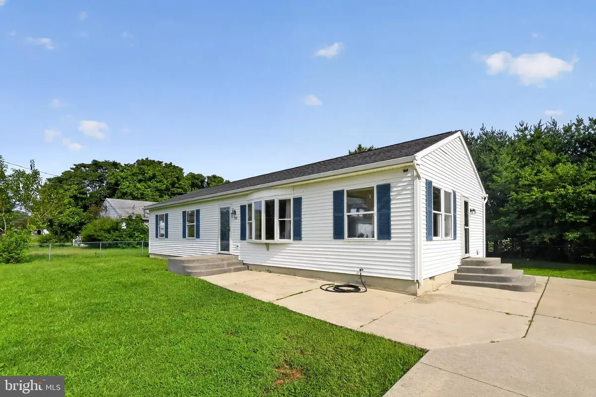 112 E Atlantic Ave, Minotola, NJ 08341 - #1